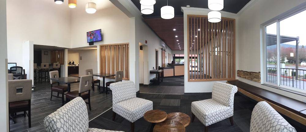 Quality Inn & Suites Clackamas - Portland Ngoại thất bức ảnh