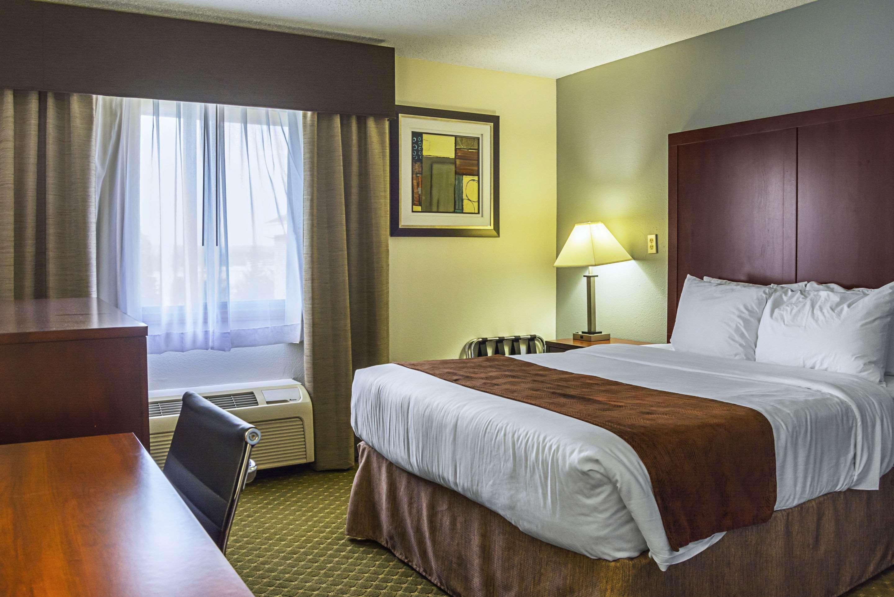 Quality Inn & Suites Clackamas - Portland Ngoại thất bức ảnh