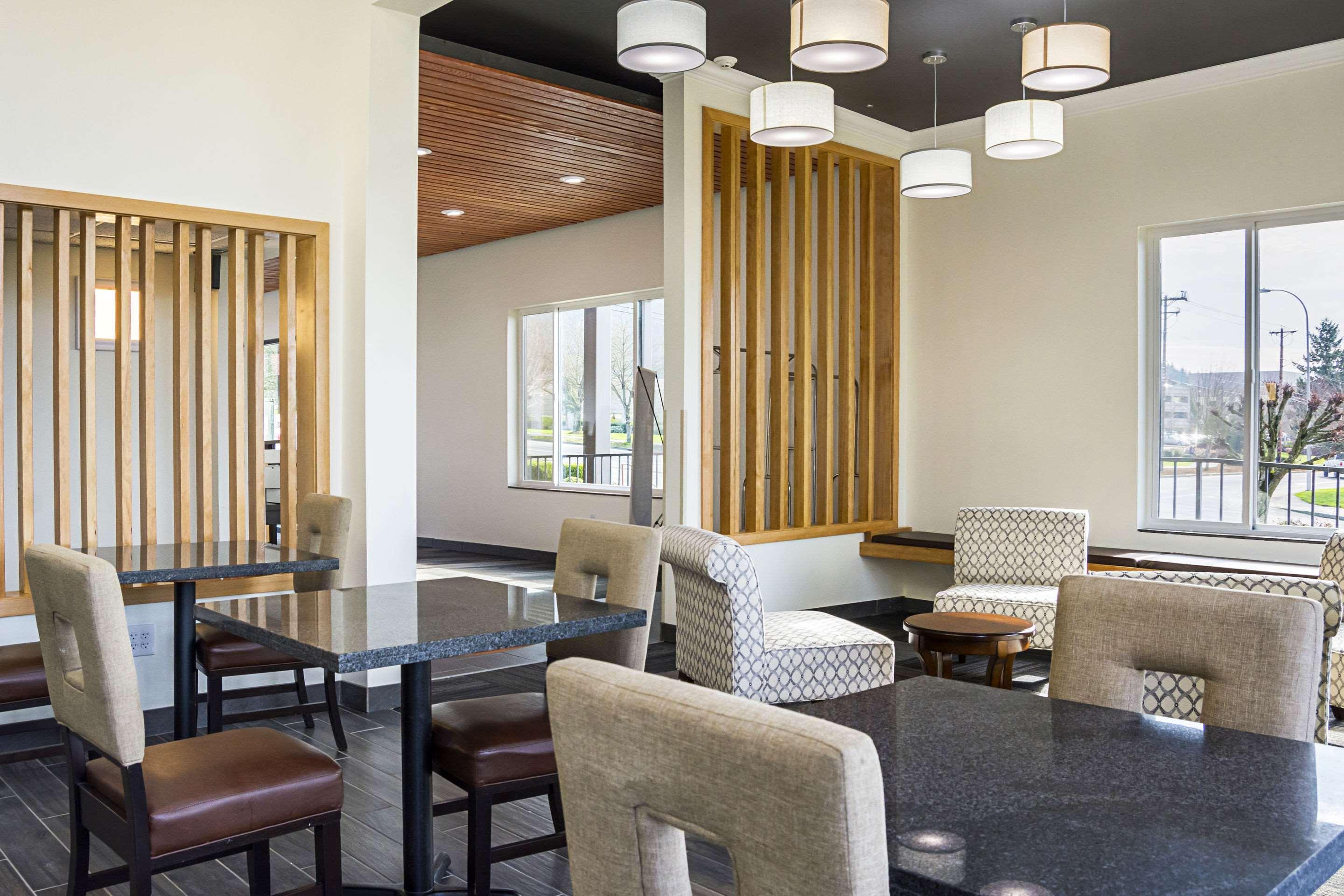 Quality Inn & Suites Clackamas - Portland Ngoại thất bức ảnh