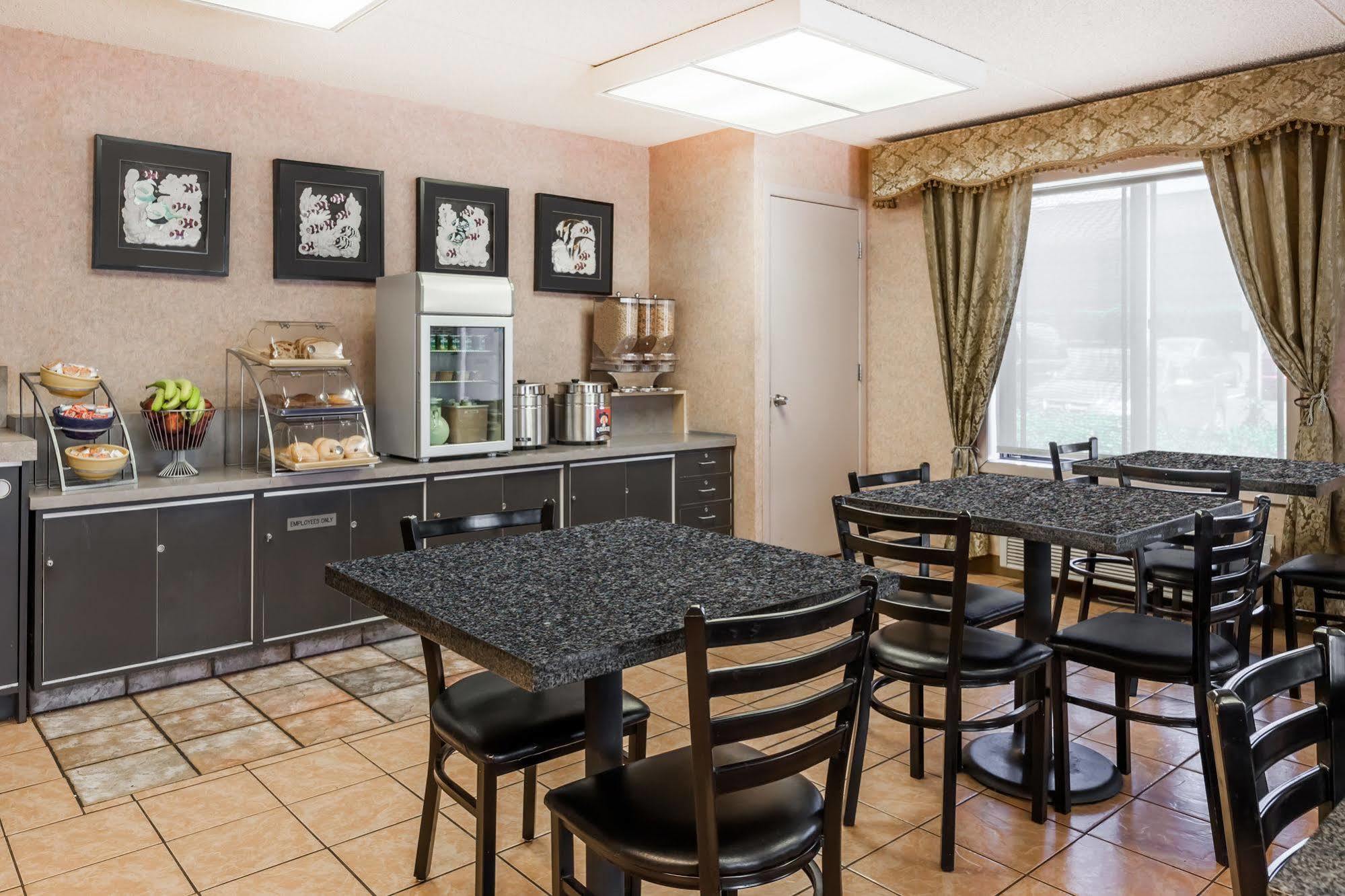 Quality Inn & Suites Clackamas - Portland Ngoại thất bức ảnh